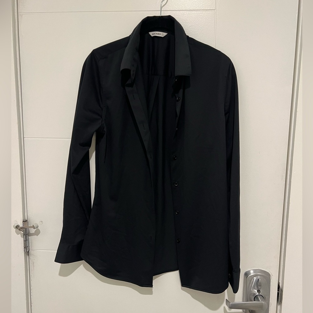 Women’s Long Sleeve Button Up Collared Shirt
